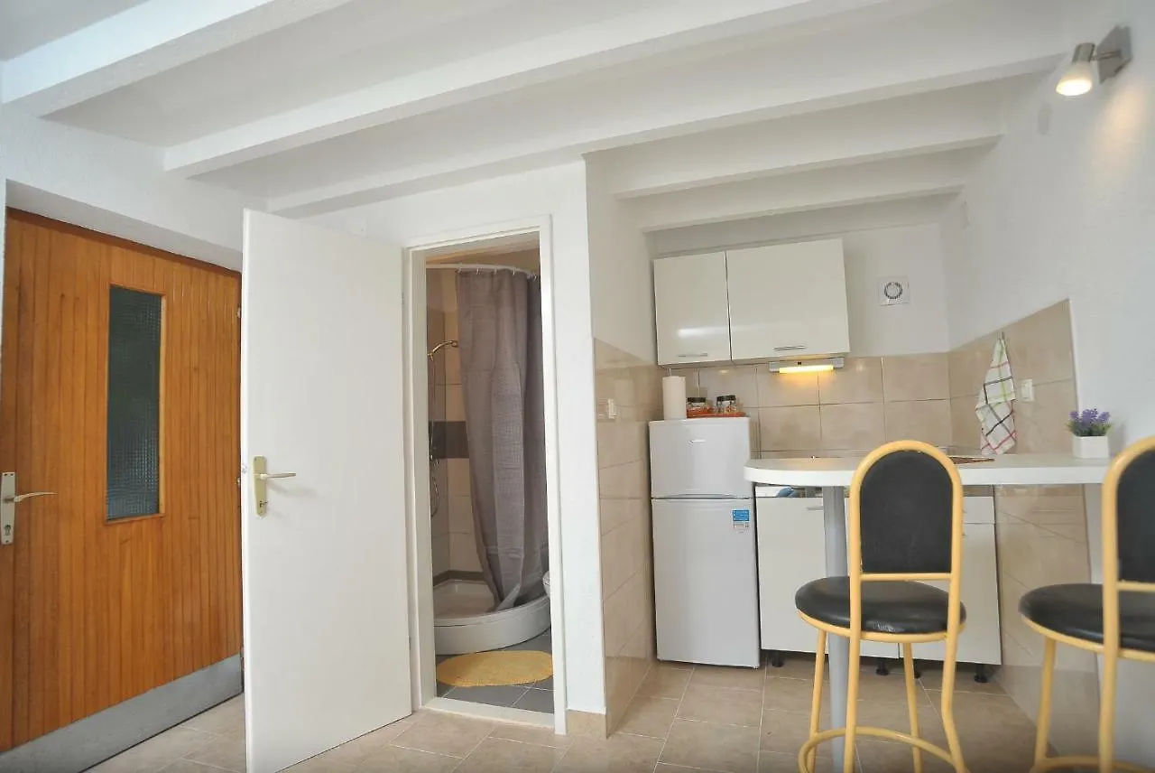 Apartments Sonia & Ana Trogir